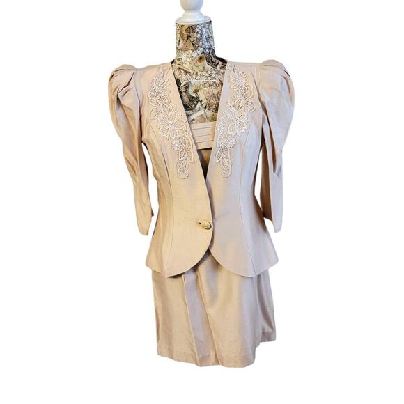 Vintage Cachet Linen Look Spaghetti Strap Mini Dress & Embroidered Jacket - Picture 6 of 15